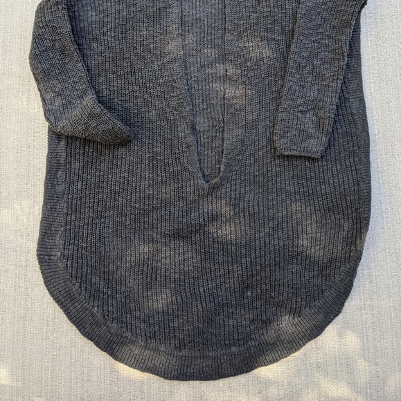 Express gray deep-v sweater - Picture 6 of 9